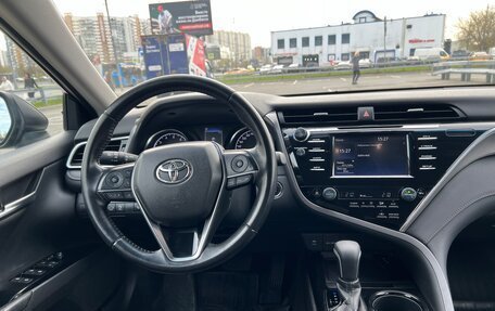 Toyota Camry, 2020 год, 2 390 000 рублей, 33 фотография