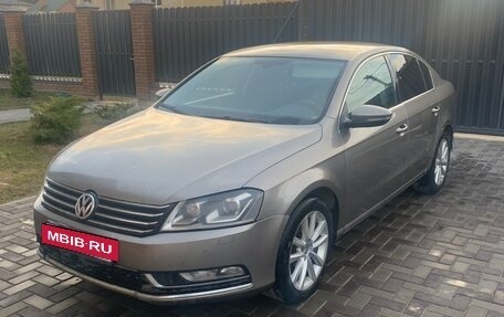 Volkswagen Passat B7, 2012 год, 1 050 000 рублей, 2 фотография