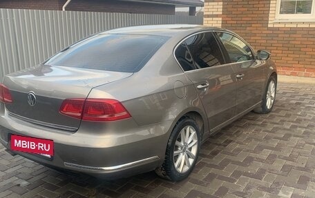 Volkswagen Passat B7, 2012 год, 1 050 000 рублей, 4 фотография