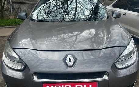 Renault Fluence I, 2011 год, 700 000 рублей, 2 фотография