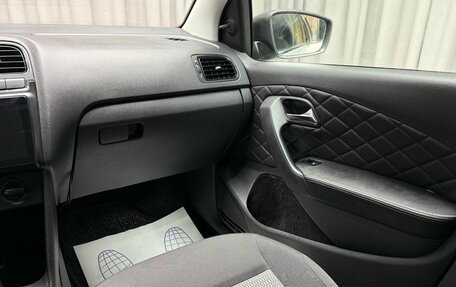 Volkswagen Polo VI (EU Market), 2012 год, 729 000 рублей, 11 фотография