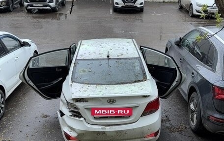 Hyundai Solaris II рестайлинг, 2016 год, 950 000 рублей, 2 фотография