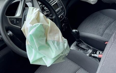 Hyundai Solaris II рестайлинг, 2016 год, 950 000 рублей, 10 фотография