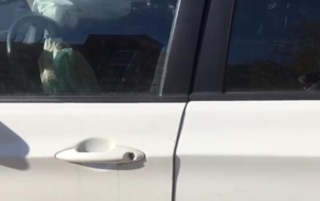 Hyundai Solaris II рестайлинг, 2016 год, 950 000 рублей, 19 фотография