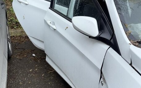 Hyundai Solaris II рестайлинг, 2016 год, 950 000 рублей, 24 фотография