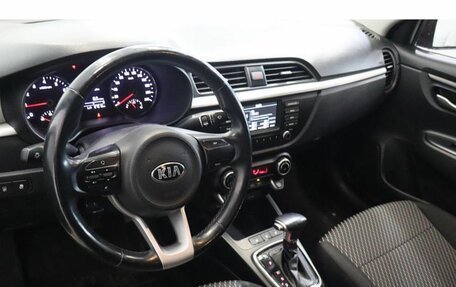 KIA Rio IV, 2018 год, 1 432 000 рублей, 6 фотография