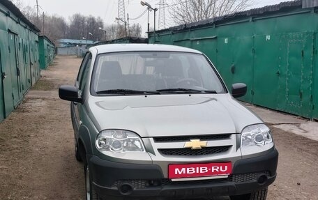 Chevrolet Niva I рестайлинг, 2014 год, 700 000 рублей, 1 фотография