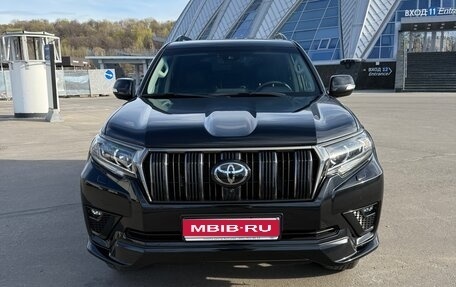 Toyota Land Cruiser Prado 150 рестайлинг 2, 2021 год, 7 630 000 рублей, 1 фотография