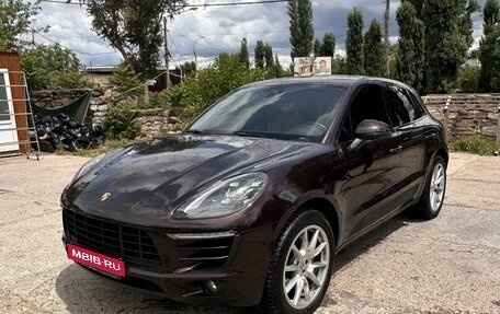 Porsche Macan I рестайлинг, 2016 год, 3 000 000 рублей, 1 фотография