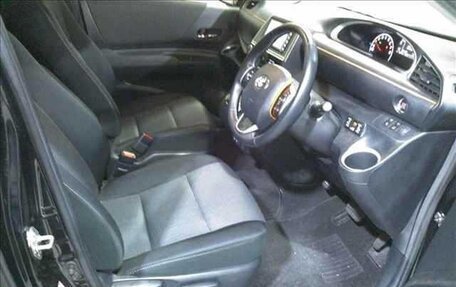 Toyota Sienta II, 2019 год, 1 800 000 рублей, 1 фотография