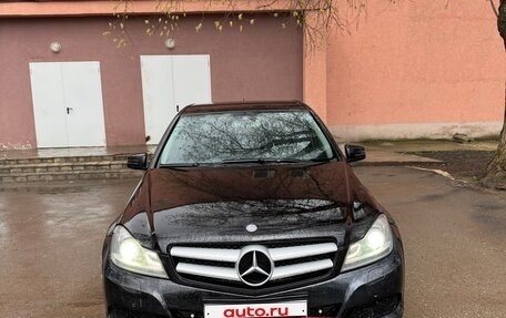 Mercedes-Benz C-Класс, 2011 год, 949 000 рублей, 1 фотография