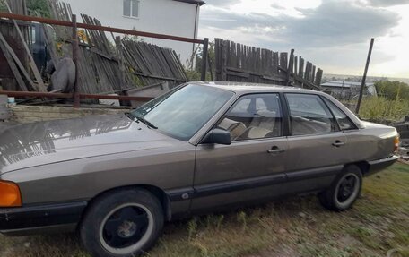 Audi 100, 1983 год, 70 000 рублей, 3 фотография