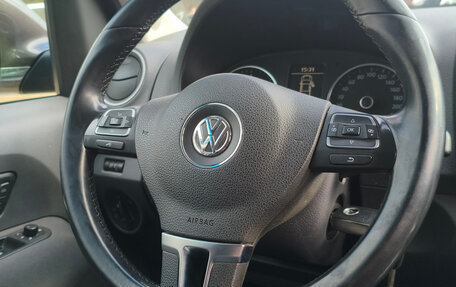 Volkswagen Amarok I рестайлинг, 2013 год, 1 890 000 рублей, 26 фотография