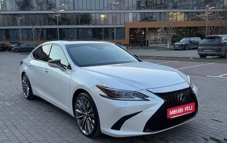 Lexus ES VII, 2019 год, 4 500 000 рублей, 10 фотография