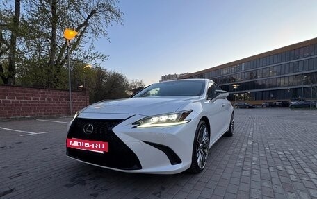 Lexus ES VII, 2019 год, 4 500 000 рублей, 13 фотография