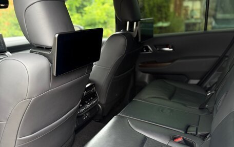 Toyota Land Cruiser, 2023 год, 10 700 000 рублей, 10 фотография