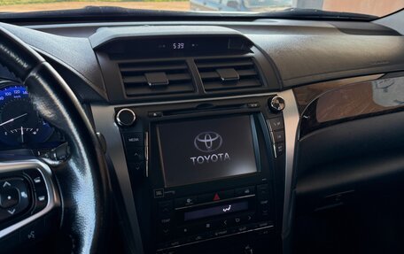 Toyota Camry, 2015 год, 2 000 000 рублей, 5 фотография