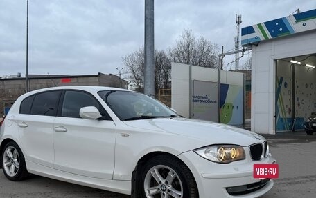 BMW 1 серия, 2011 год, 990 000 рублей, 3 фотография
