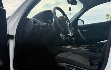 BMW 1 серия, 2011 год, 990 000 рублей, 16 фотография