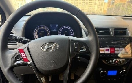 Hyundai Solaris II рестайлинг, 2012 год, 560 000 рублей, 6 фотография