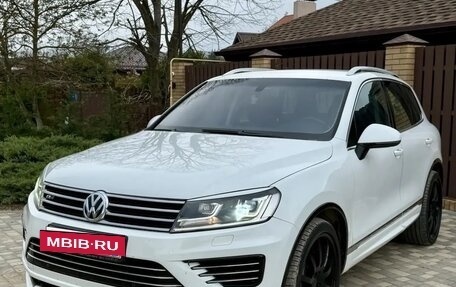 Volkswagen Touareg III, 2012 год, 2 150 000 рублей, 2 фотография