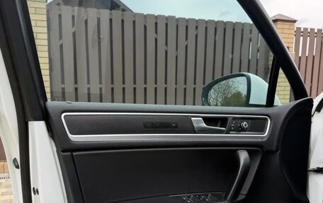 Volkswagen Touareg III, 2012 год, 2 150 000 рублей, 12 фотография