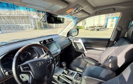 Toyota Land Cruiser Prado 150 рестайлинг 2, 2021 год, 7 630 000 рублей, 5 фотография