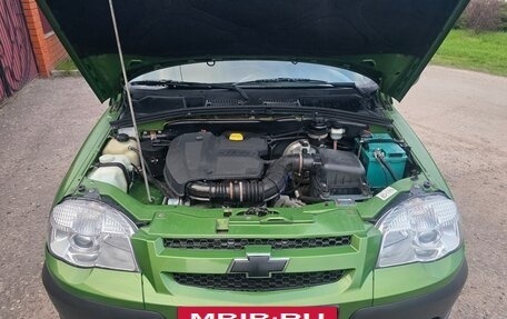 Chevrolet Niva I рестайлинг, 2016 год, 730 000 рублей, 3 фотография