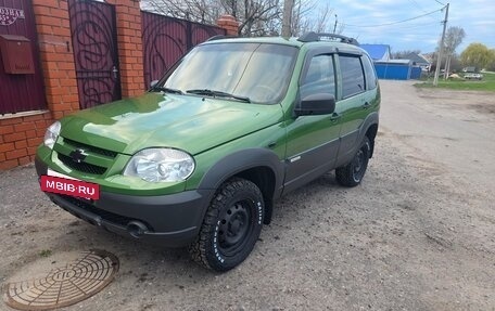 Chevrolet Niva I рестайлинг, 2016 год, 730 000 рублей, 11 фотография