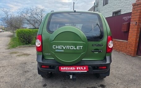 Chevrolet Niva I рестайлинг, 2016 год, 730 000 рублей, 8 фотография