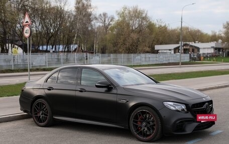 Mercedes-Benz E-Класс AMG, 2018 год, 6 499 999 рублей, 7 фотография