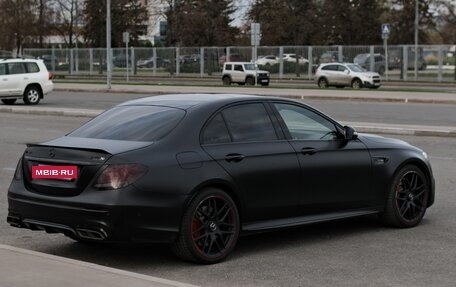 Mercedes-Benz E-Класс AMG, 2018 год, 6 499 999 рублей, 5 фотография