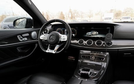 Mercedes-Benz E-Класс AMG, 2018 год, 6 499 999 рублей, 11 фотография