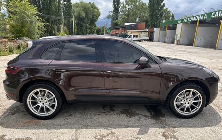 Porsche Macan I рестайлинг, 2016 год, 3 000 000 рублей, 3 фотография