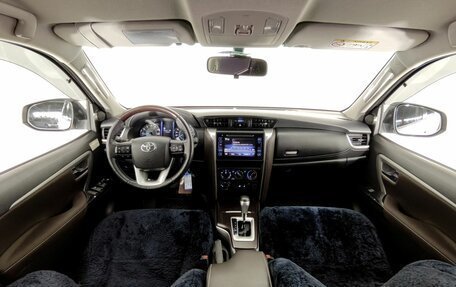 Toyota Fortuner II, 2020 год, 3 700 000 рублей, 9 фотография