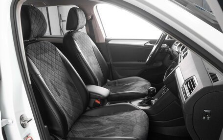 Volkswagen Tiguan II, 2020 год, 2 339 000 рублей, 8 фотография