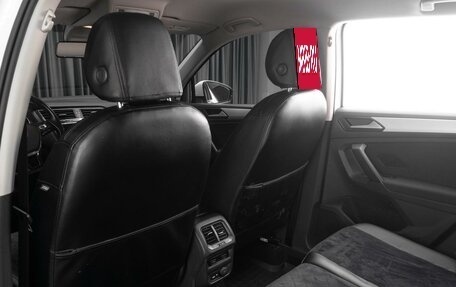 Volkswagen Tiguan II, 2020 год, 2 339 000 рублей, 11 фотография