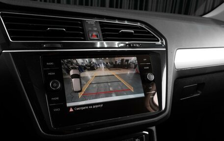 Volkswagen Tiguan II, 2020 год, 2 339 000 рублей, 14 фотография