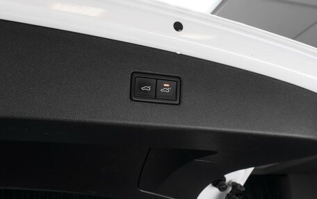 Volkswagen Tiguan II, 2020 год, 2 339 000 рублей, 25 фотография