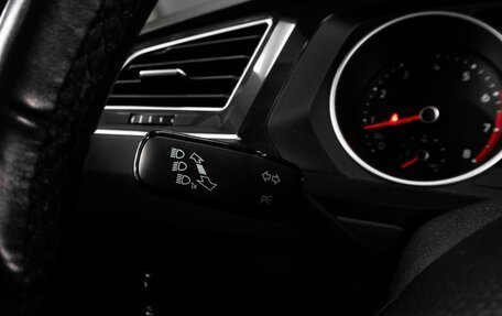 Volkswagen Tiguan II, 2020 год, 2 339 000 рублей, 19 фотография