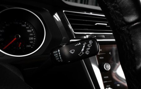 Volkswagen Tiguan II, 2020 год, 2 339 000 рублей, 20 фотография