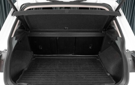 Volkswagen Tiguan II, 2020 год, 2 339 000 рублей, 26 фотография