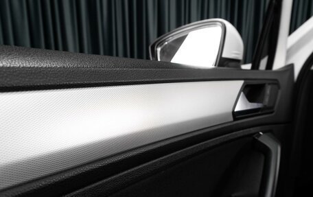 Volkswagen Tiguan II, 2020 год, 2 339 000 рублей, 23 фотография