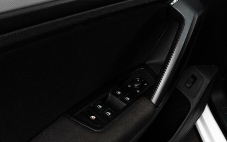 Volkswagen Tiguan II, 2020 год, 2 339 000 рублей, 22 фотография