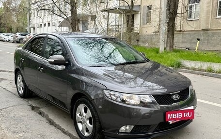 KIA Cerato III, 2010 год, 620 000 рублей, 2 фотография