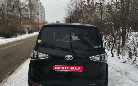 Toyota Sienta II, 2019 год, 1 800 000 рублей, 4 фотография