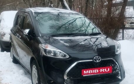 Toyota Sienta II, 2019 год, 1 800 000 рублей, 6 фотография