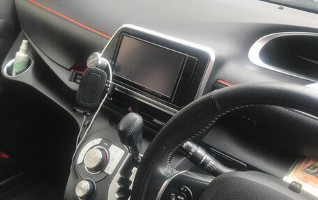 Toyota Sienta II, 2019 год, 1 800 000 рублей, 11 фотография