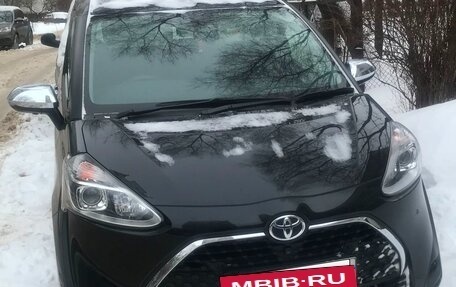 Toyota Sienta II, 2019 год, 1 800 000 рублей, 13 фотография
