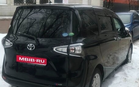 Toyota Sienta II, 2019 год, 1 800 000 рублей, 9 фотография